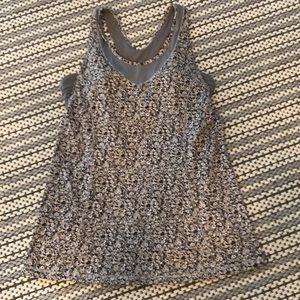 LIKE NEW Lululemon Tone It Tank (8)